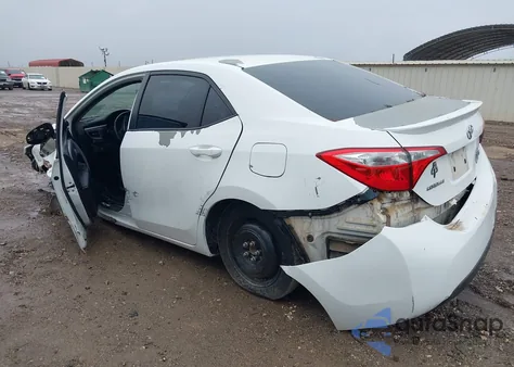 2014 Toyota Corolla S Plus z USA, uszkodzony, nr VIN 5YFBURHE6EP172886